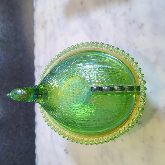 Indiana glass lime green iridescent sitting hen candy dish - Picture 7 of 16